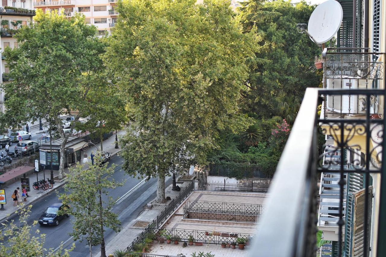 Apartment Iflat Residenza Liberta Ai Giardini Del Centro