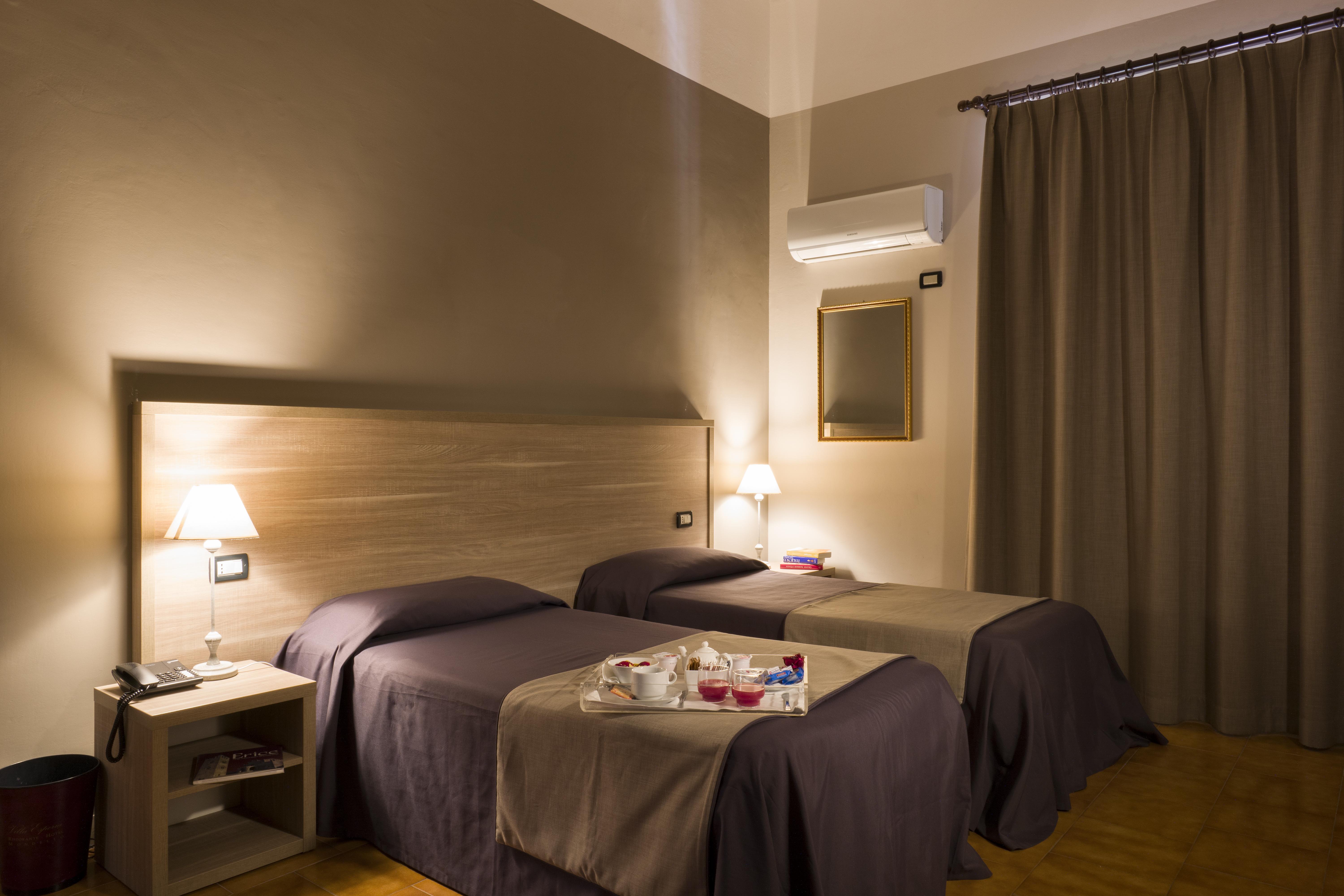 Hotel Esperia 3*