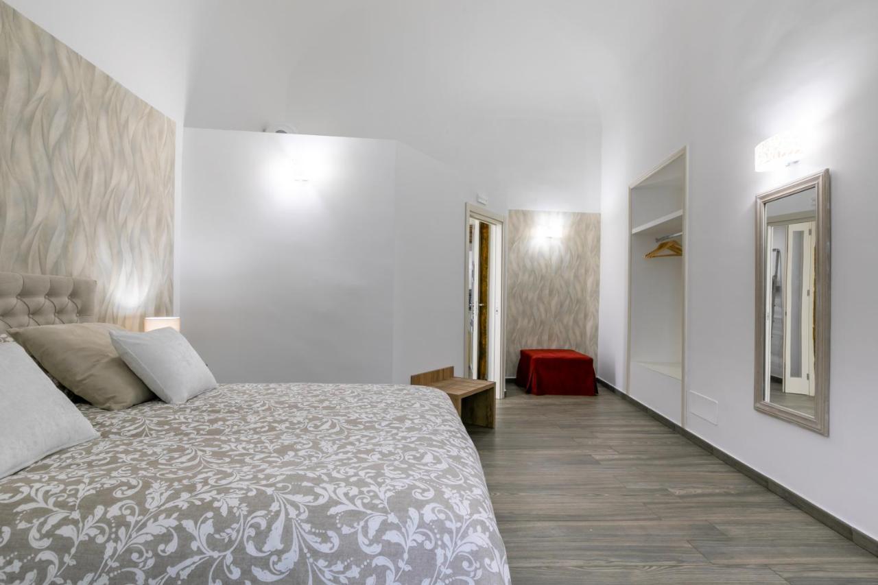 Apartment Vittorio Emanuele Charming Flats