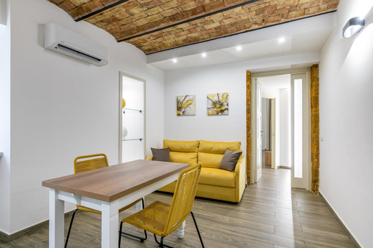 Apartment Vittorio Emanuele Charming Flats *