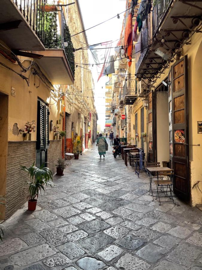 Rosalia Loft, Nel Cuore Di Ballaro A *