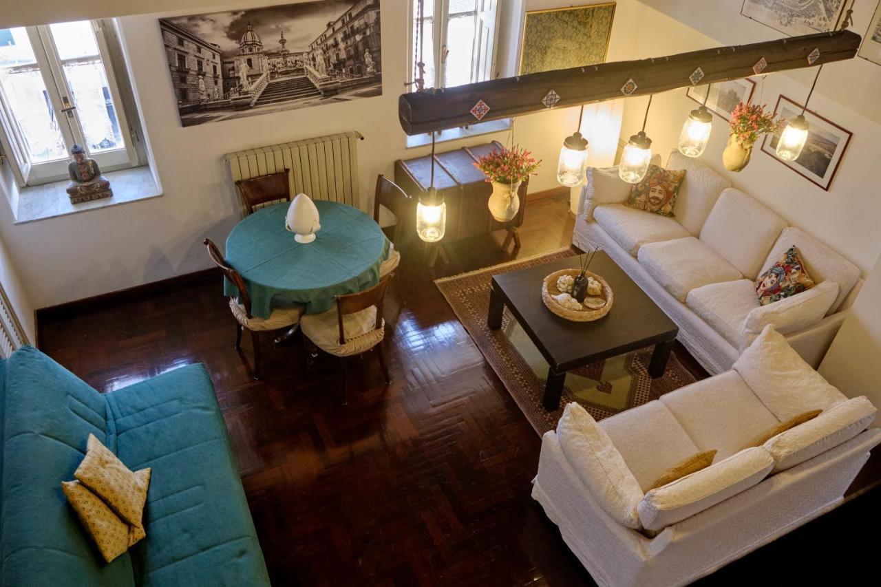 Attico Con Terrazza Sul Porto Apartment