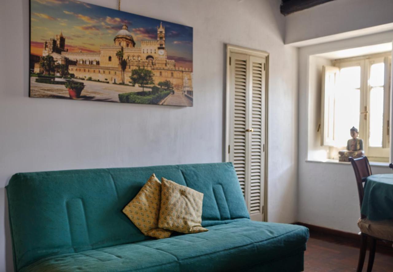 Attico Con Terrazza Sul Porto Palermo