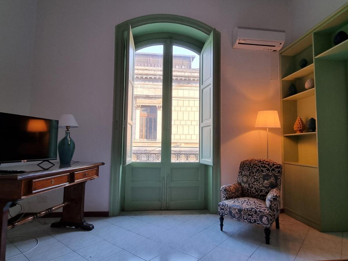 Piazza Politeama *