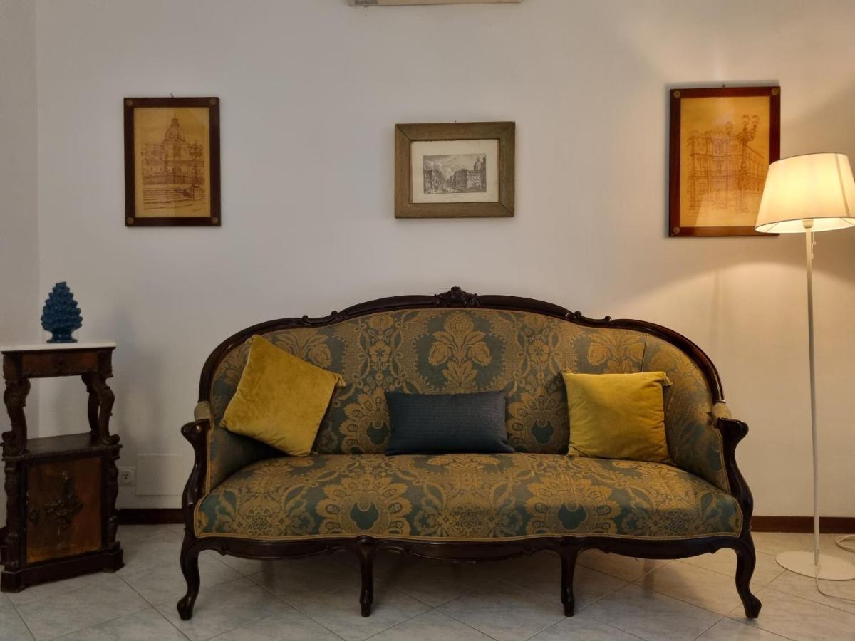 Piazza Politeama Apartment Palermo