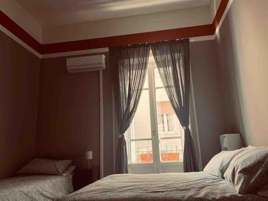 38,velasquez Apartment *