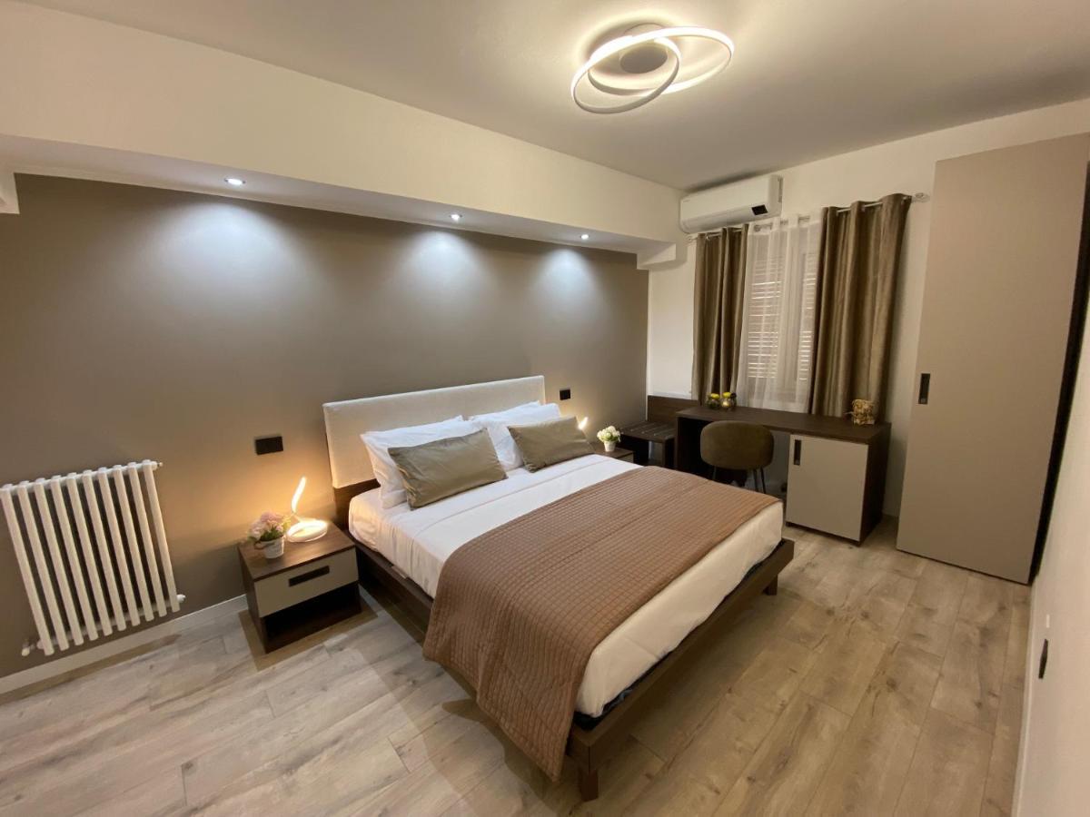Plaza Ungheria Hotel *