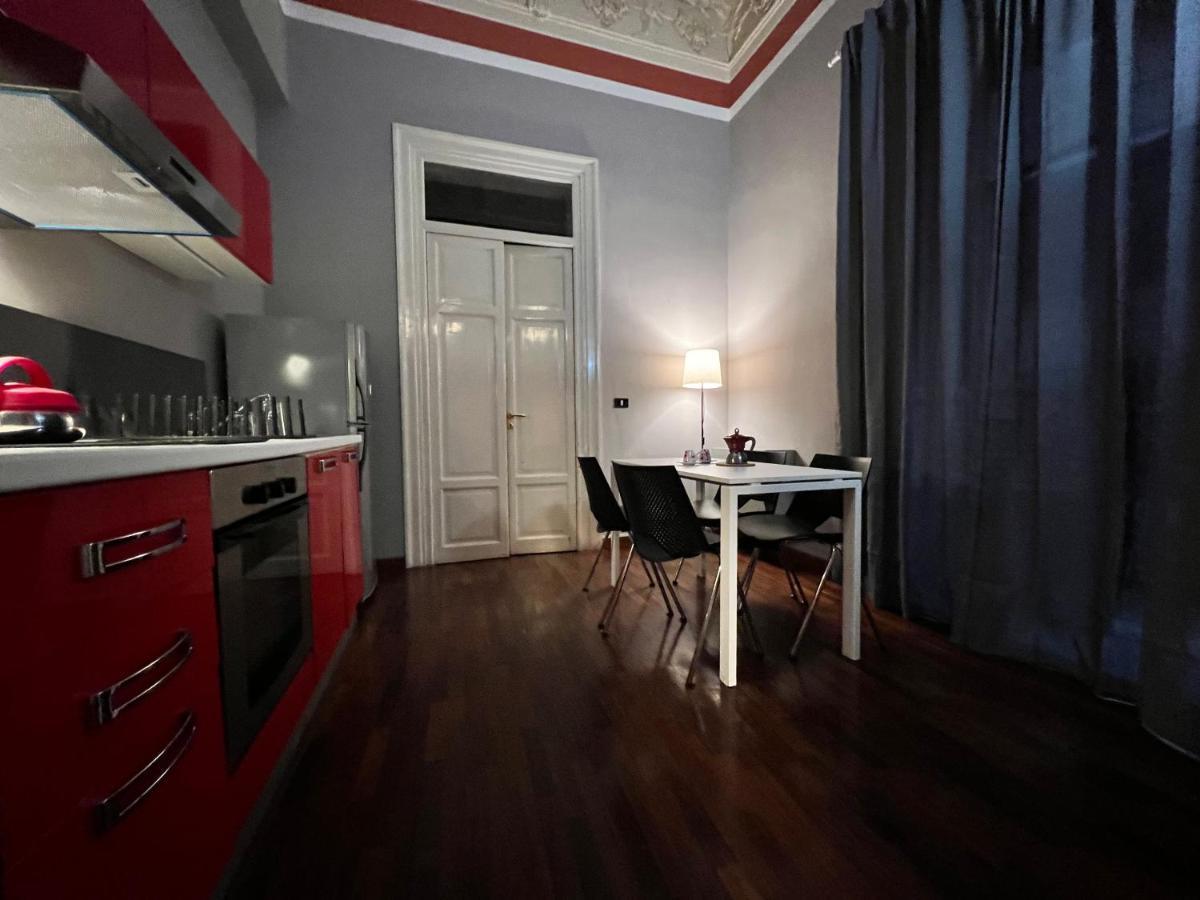 38,velasquez Apartment