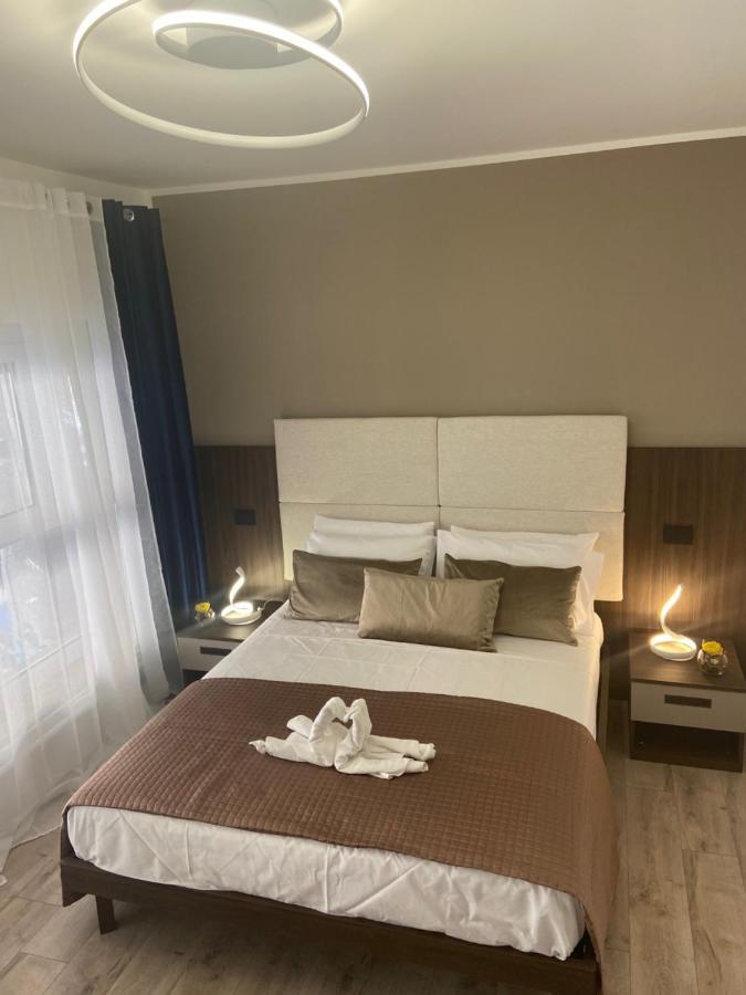 Plaza Ungheria Hotel *