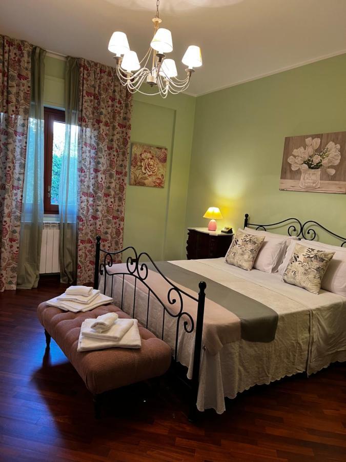 Fugari Mondello Holiday home *