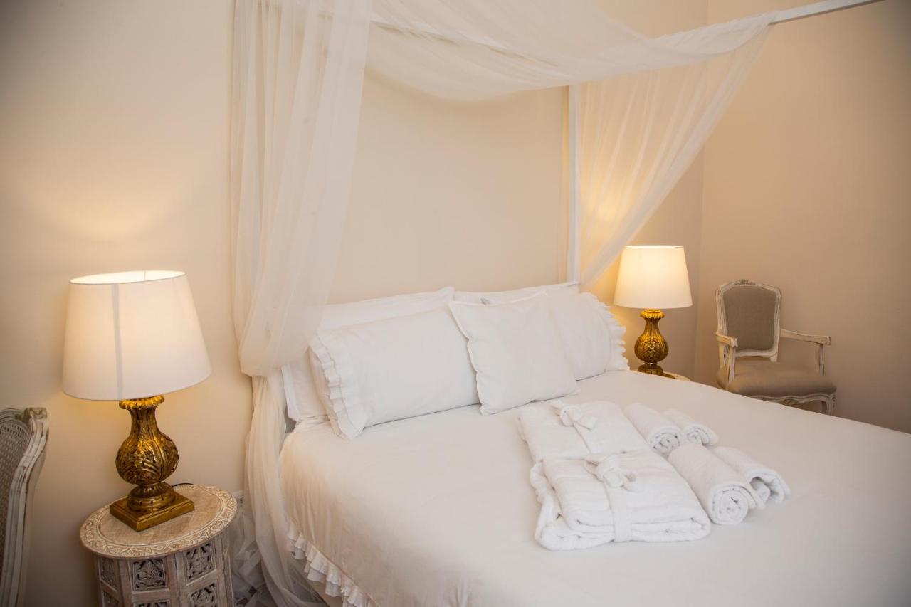 Bed & Breakfast Dimora Sinibaldi 2*
