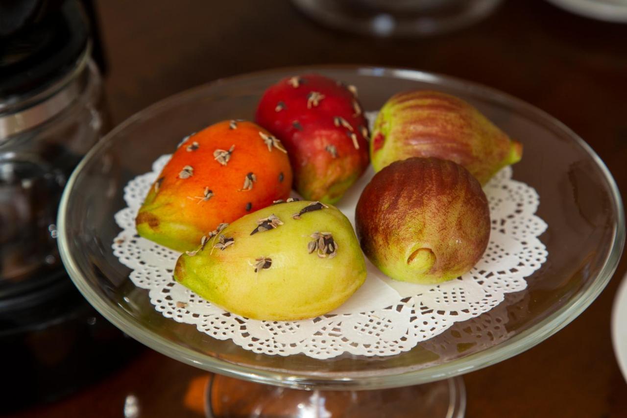 Dimora Sinibaldi Bed & Breakfast