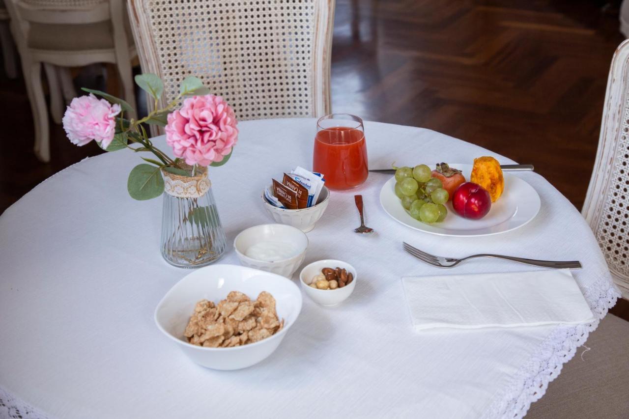 Bed & Breakfast Dimora Sinibaldi 2*