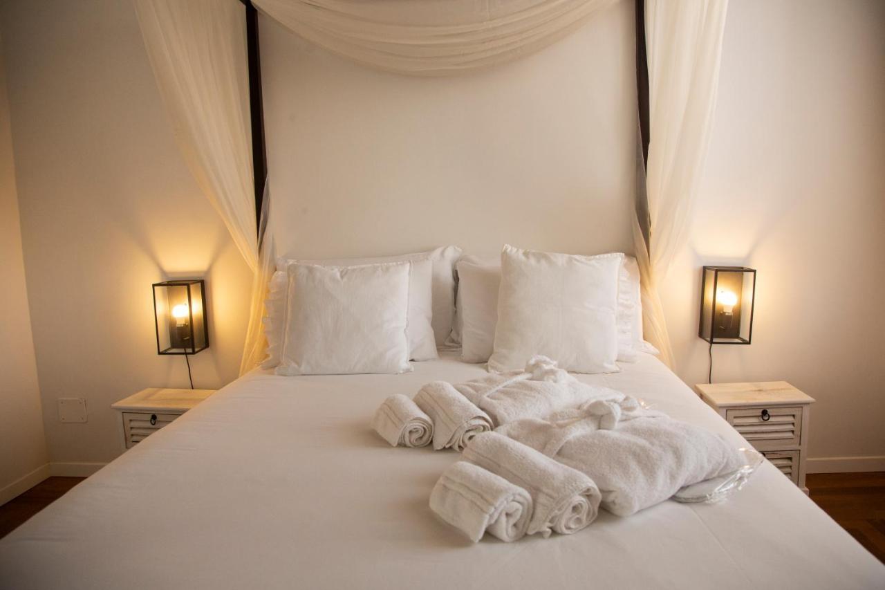 Dimora Sinibaldi Bed & Breakfast 2*
