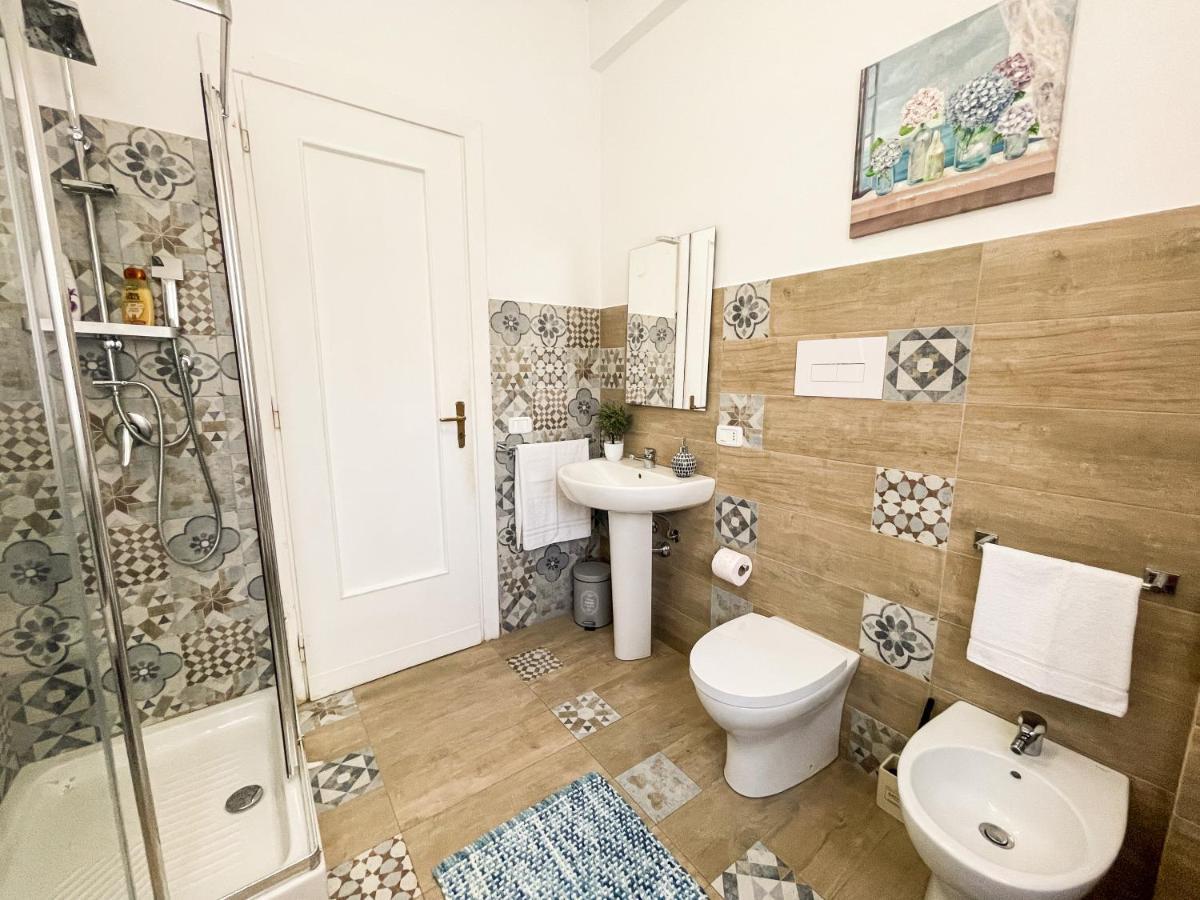 Al Politeama Bed & Breakfast 3*