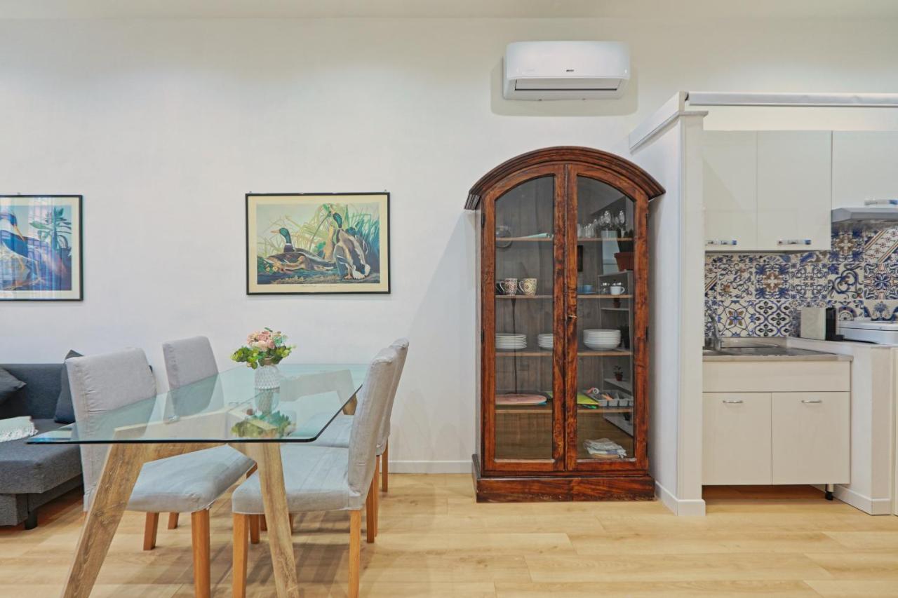 Apartment Costantino 11 Central Welcoming Apt X4