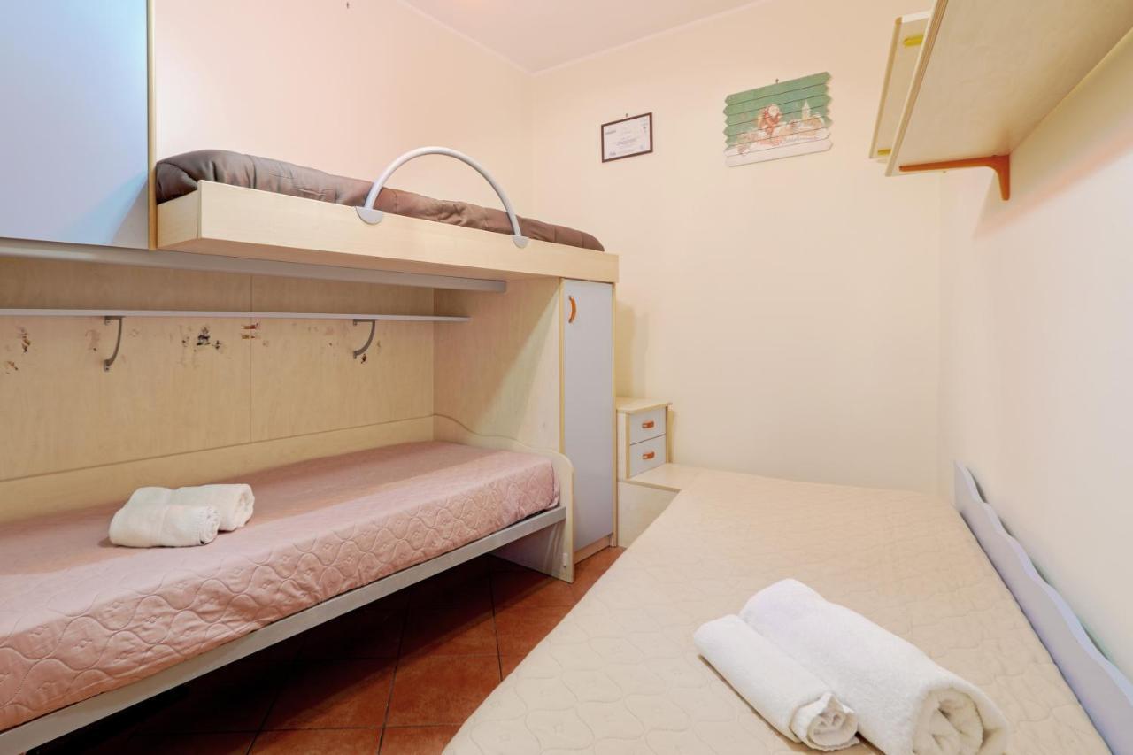 Casa Di Molly Cozy Near Via Roma Apartment