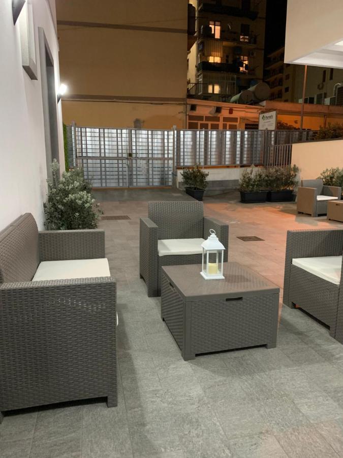 Appartamento Rosato 2 - Moderno E Confortevole Con Spazio Esterno Tra Mondello E Il Centro Storico