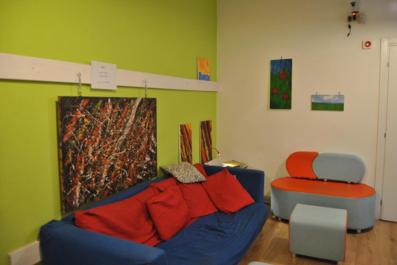 Balarm - And Bar Hostel