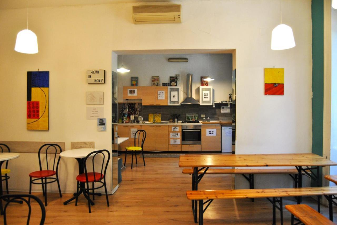 Hostel Balarm - And Bar