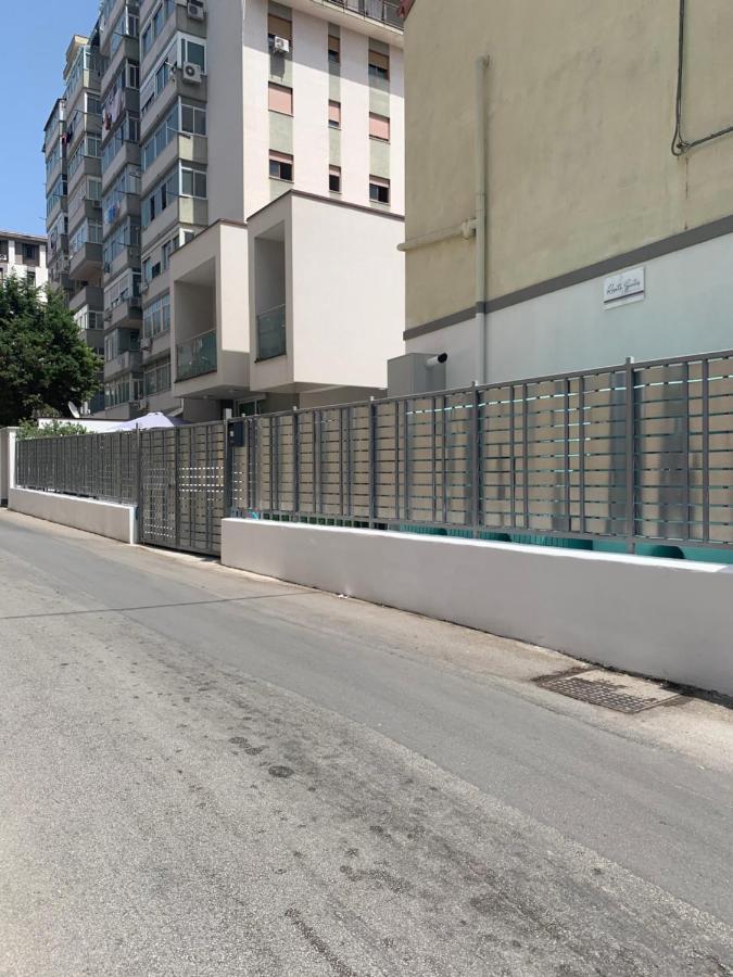 Appartamento Rosato 2 - Moderno E Confortevole Con Spazio Esterno Tra Mondello E Il Centro Storico Palermo