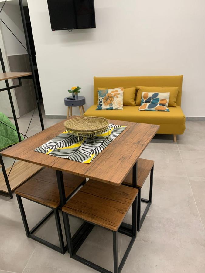 Kemonia Apartment