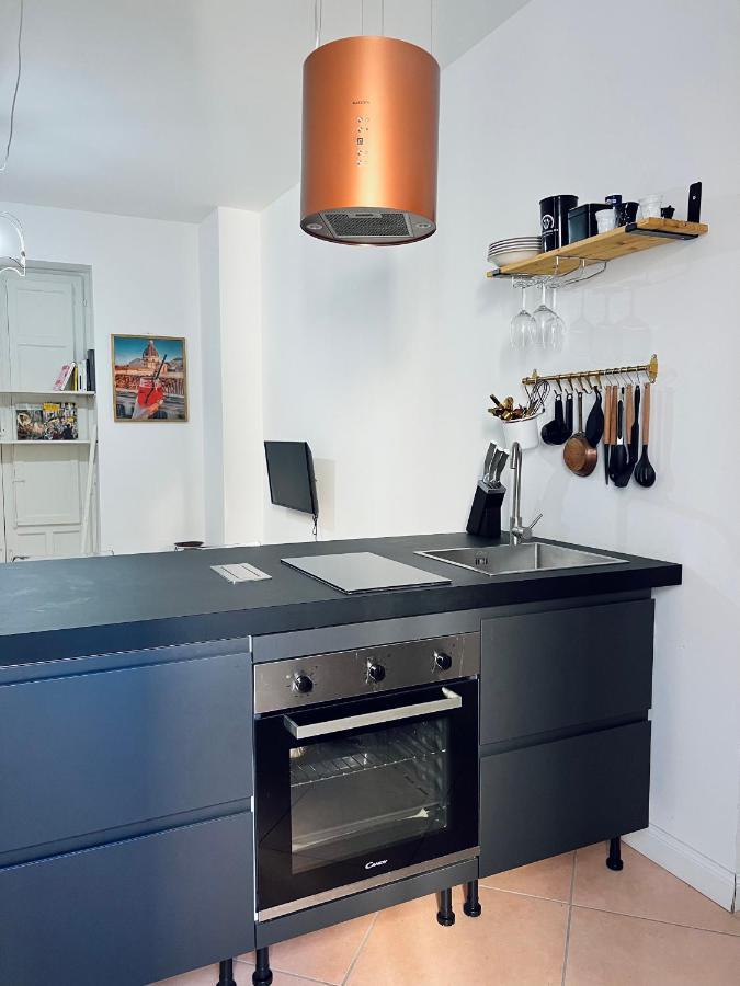 A Ballaro Apartment