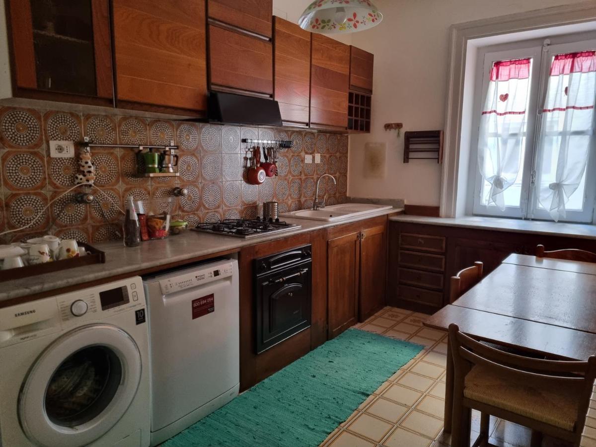 Piazza Politeama Apartment *