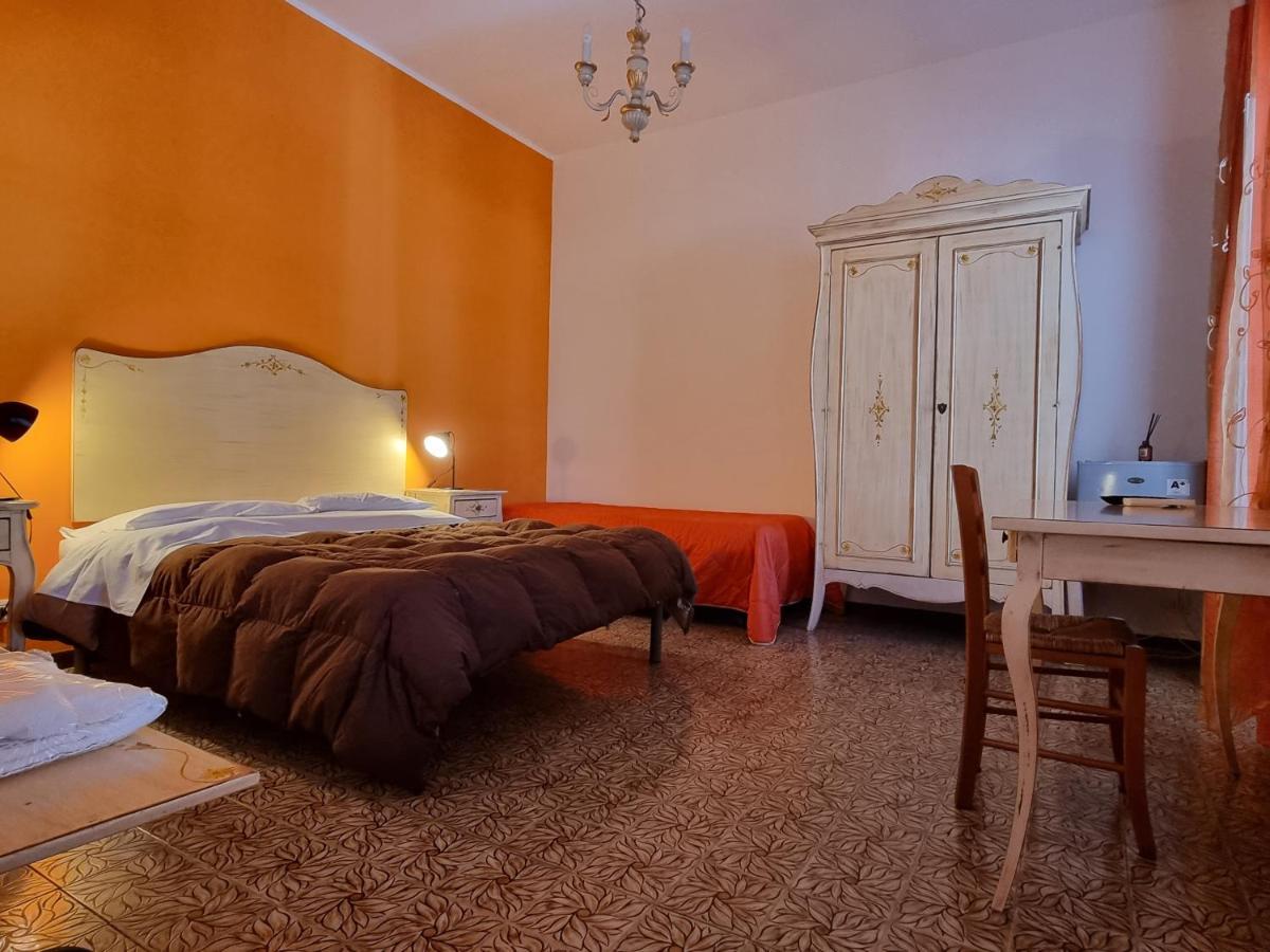 Piazza Politeama Apartment *