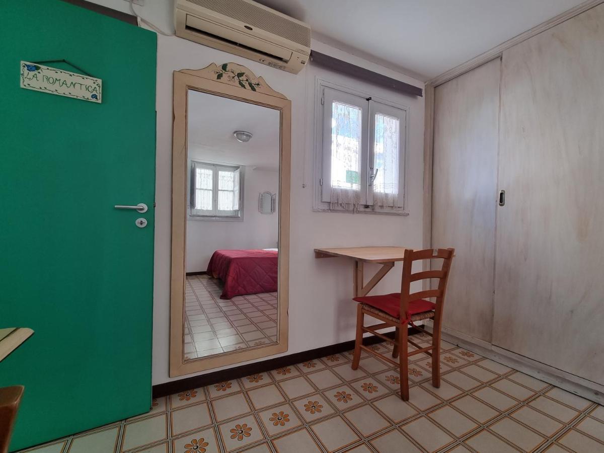 Piazza Politeama Apartment *