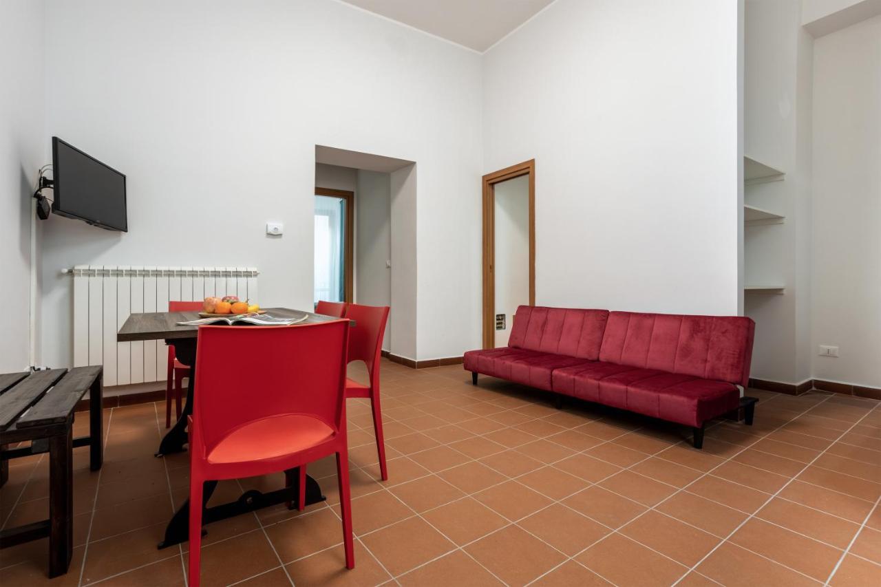 Porta Carbone