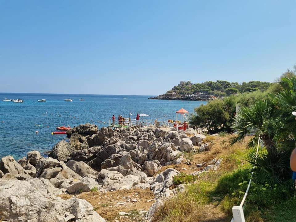 Ashur Mondello Aparthotel Palermo