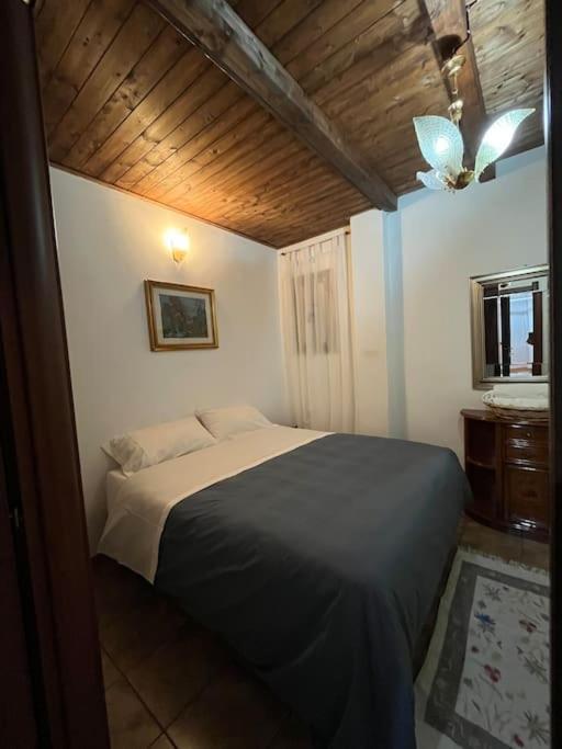 Skalsky Apartment, Borgo Vecchio, Palermo