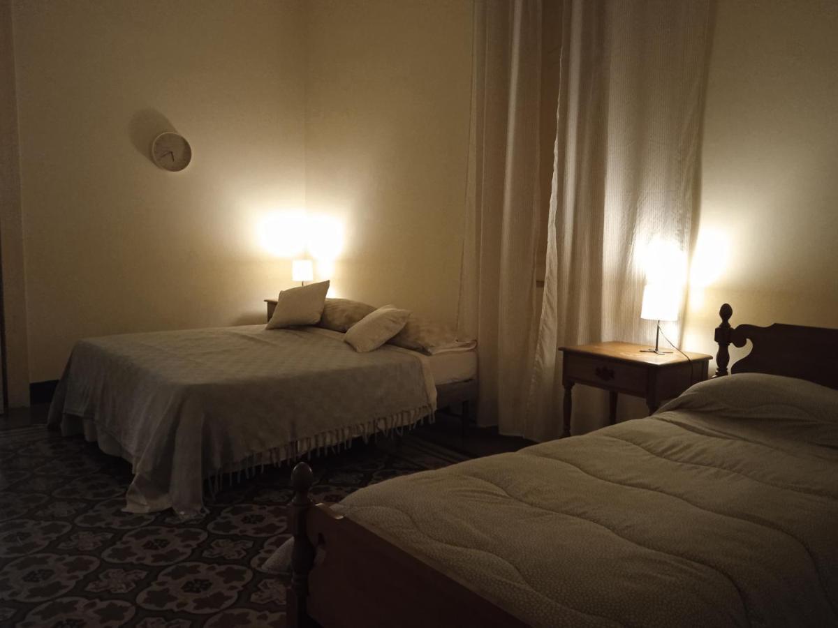 Bed & Breakfast Nowhere *