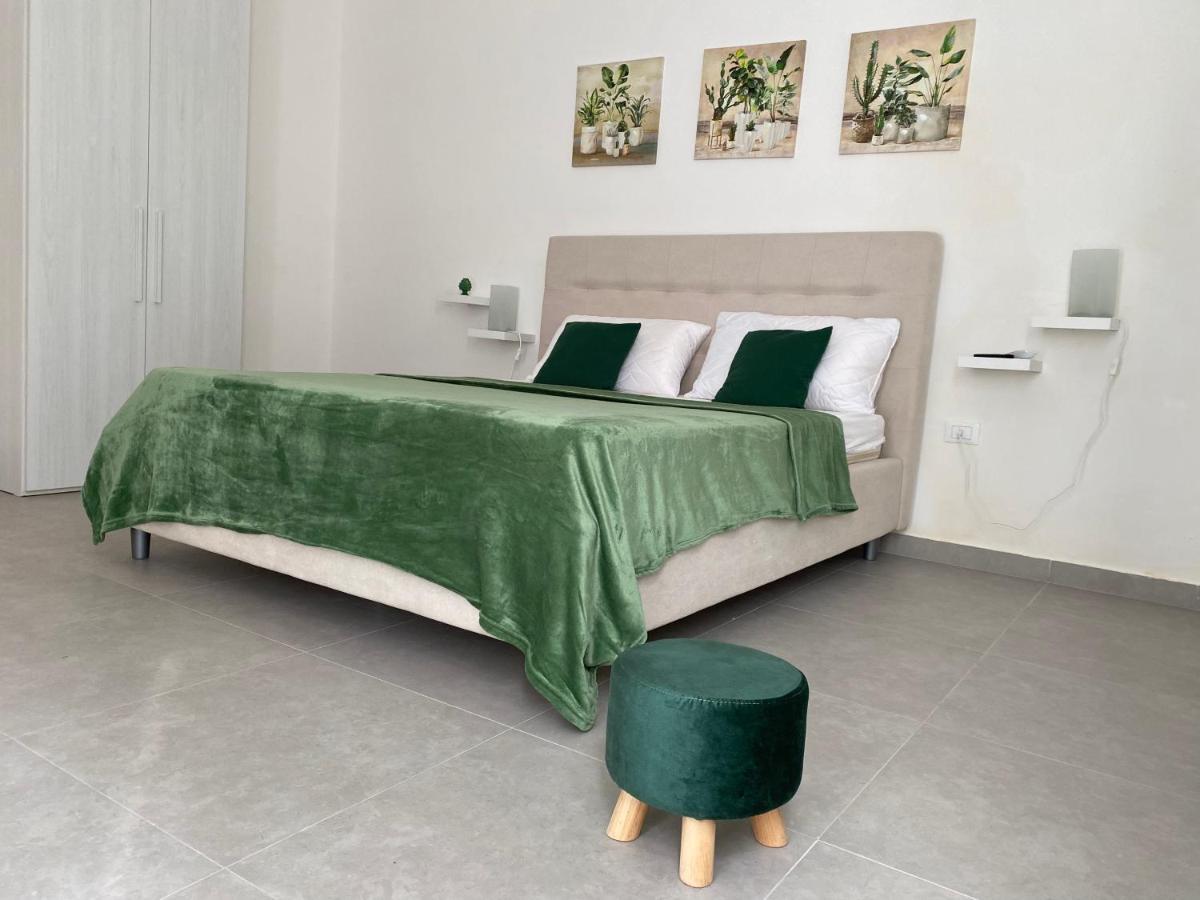 La Casetta Di Leo Apartment
