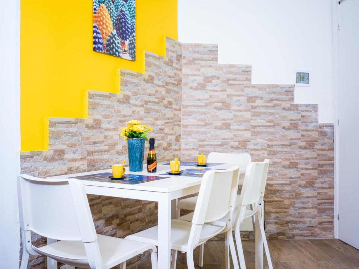 Centro - I Pastelli Di Gogh Apartment