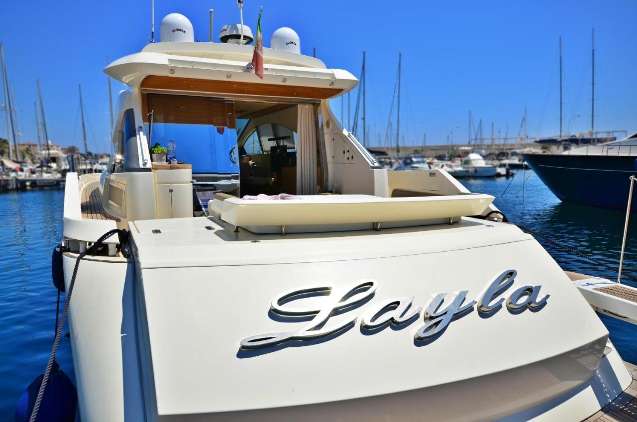 Layla Yacht Botel