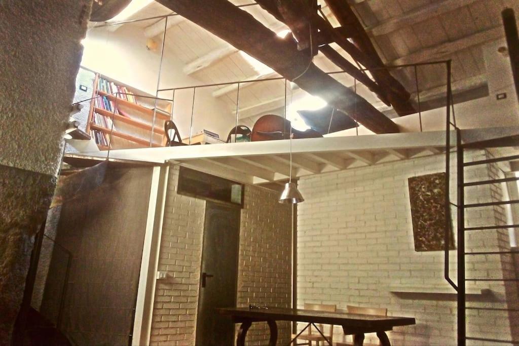 Apartment Beautiful House With Old Industrial Chimney Palermo