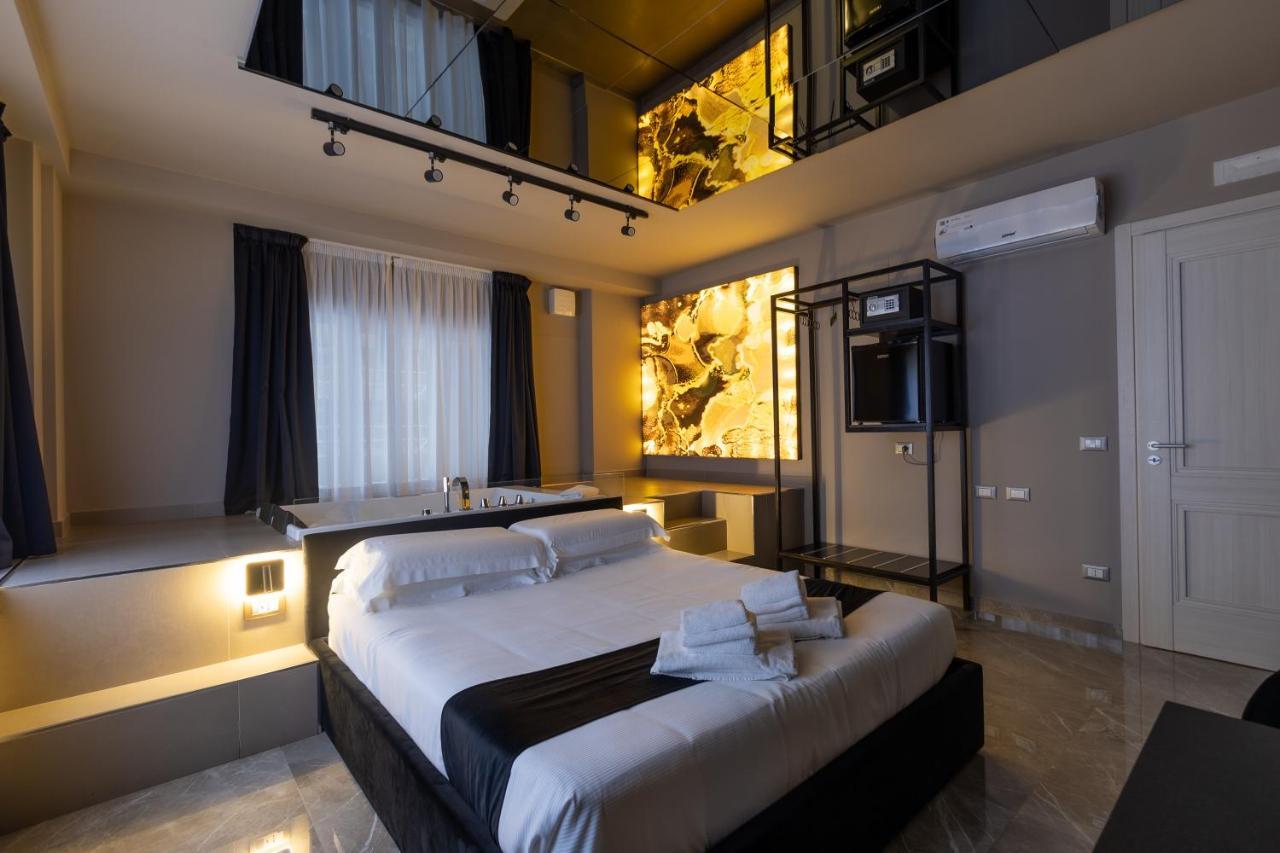 Maximum Exclusive & Guest house *