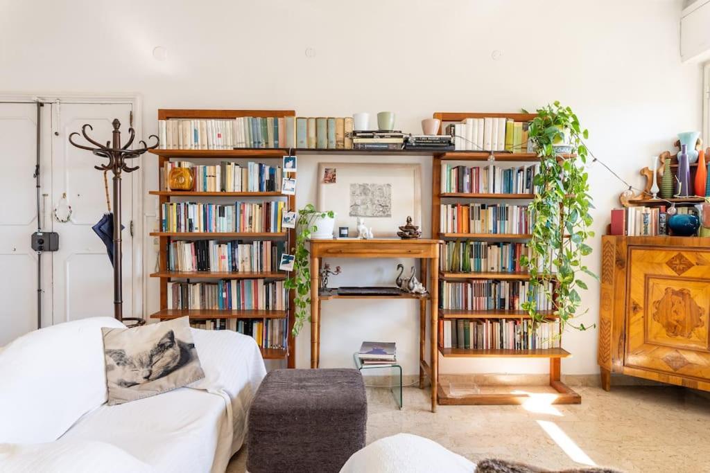 Hospedagem domiciliar Large E Small Private Bathroom Between Mondello And Old Town! Free Park! *