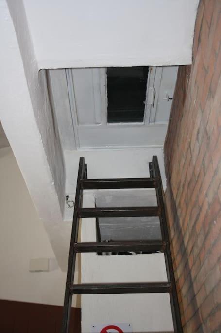 Casa Design Con Terrazzo In Centro Storico