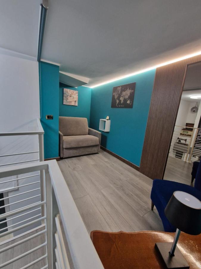 Confort 73 * Palermo
