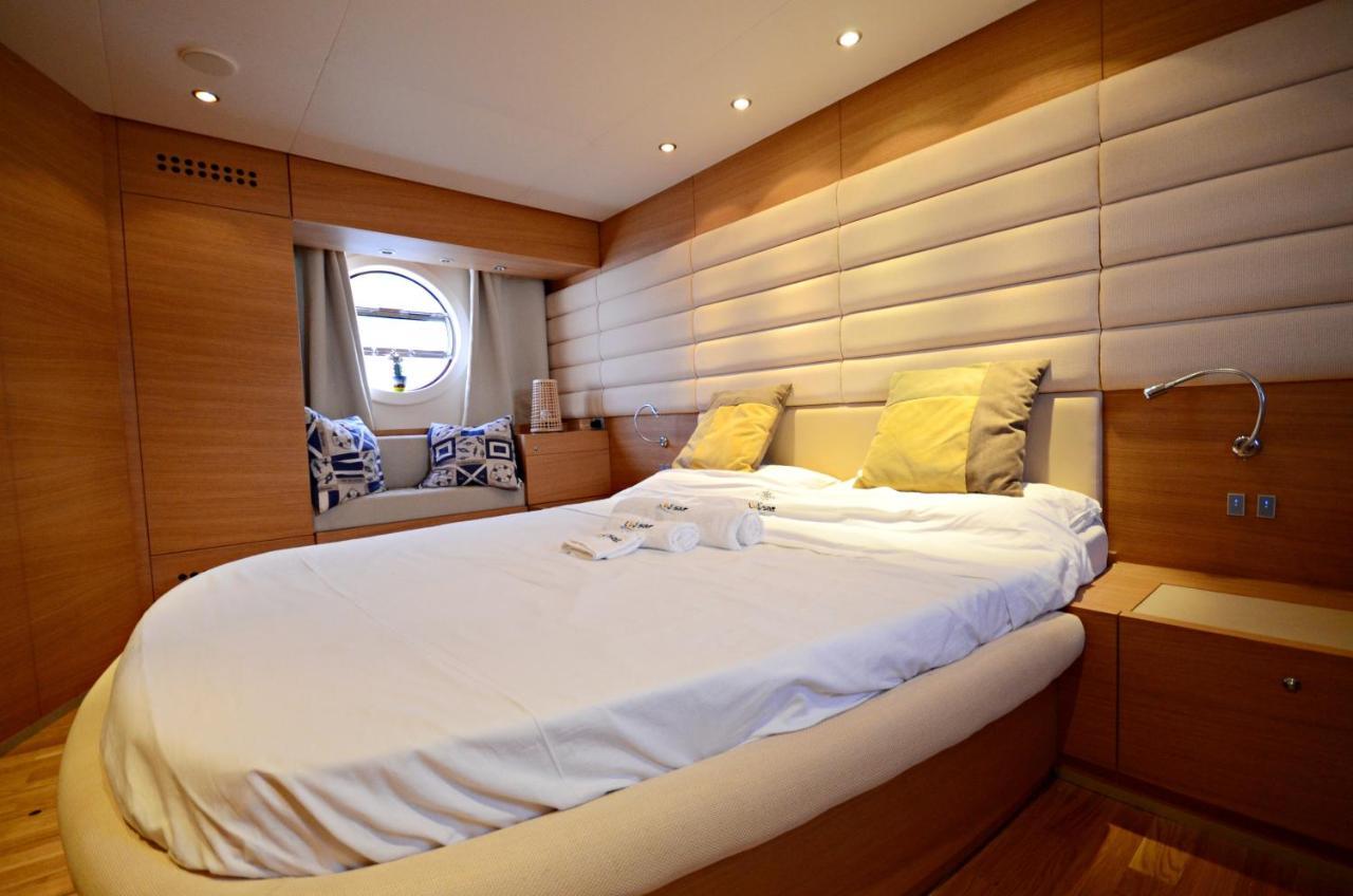Layla Yacht Botel *