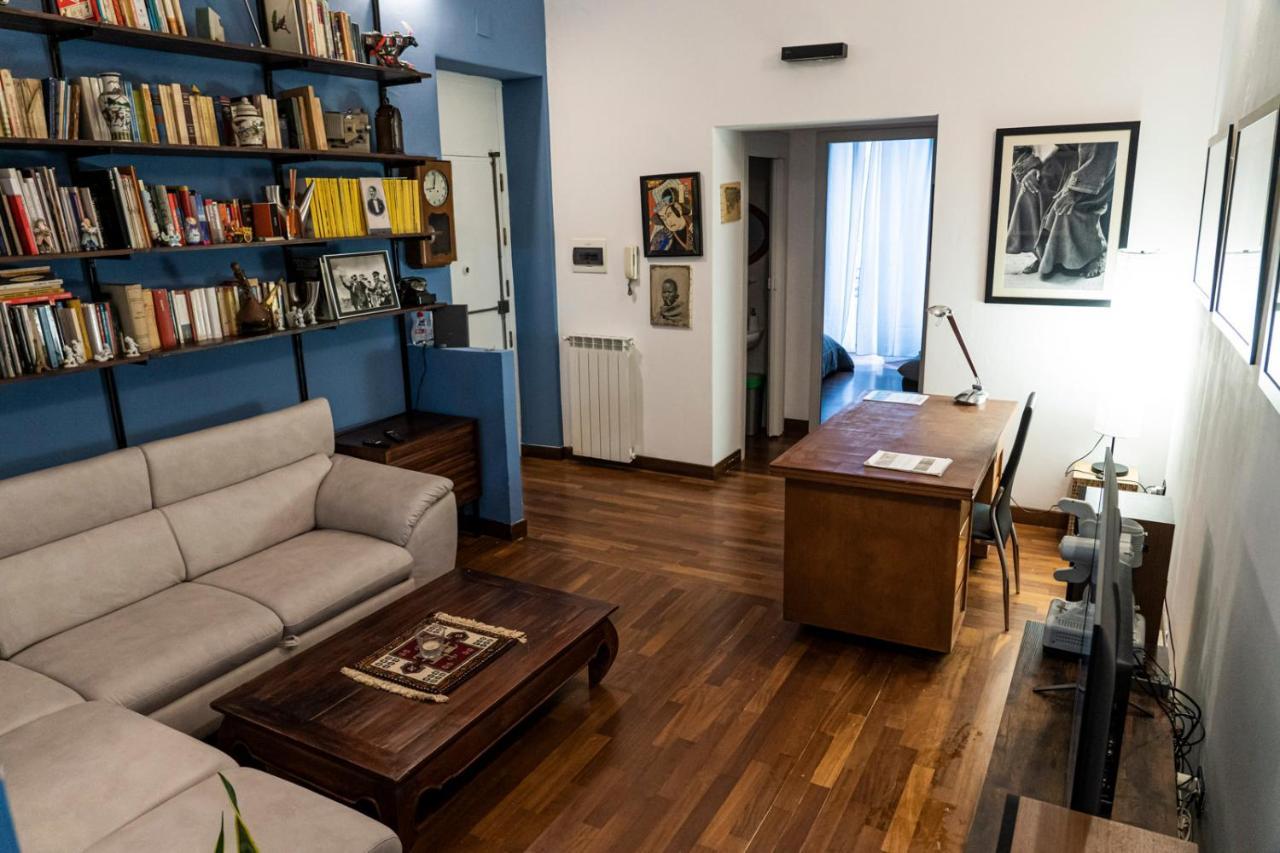 Apartment Travellers Photo *