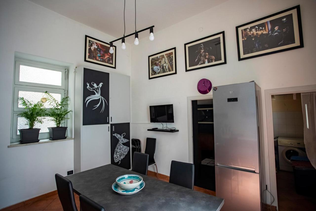 Apartment Travellers Photo