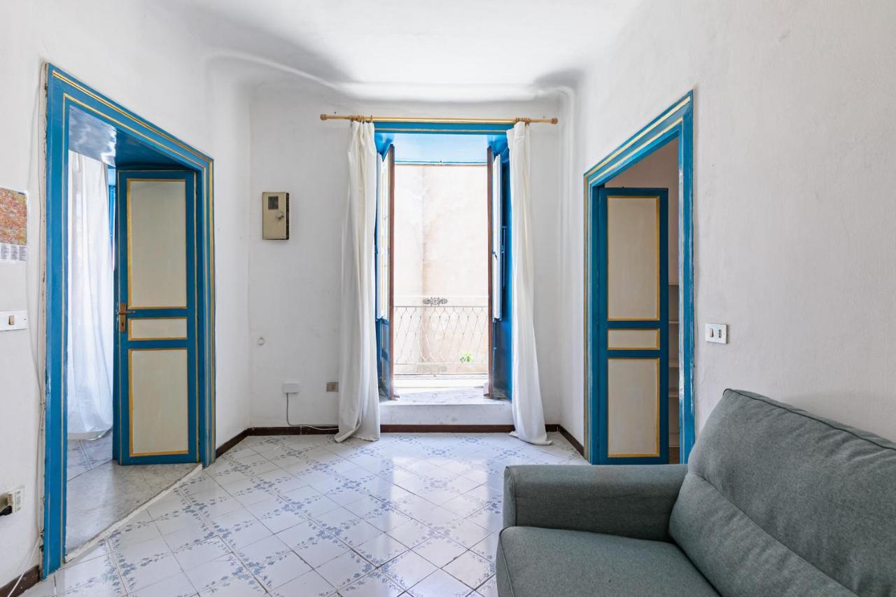 Piazza Pretoria & Quattro Canti Roomy Flats With Balconies Apartment
