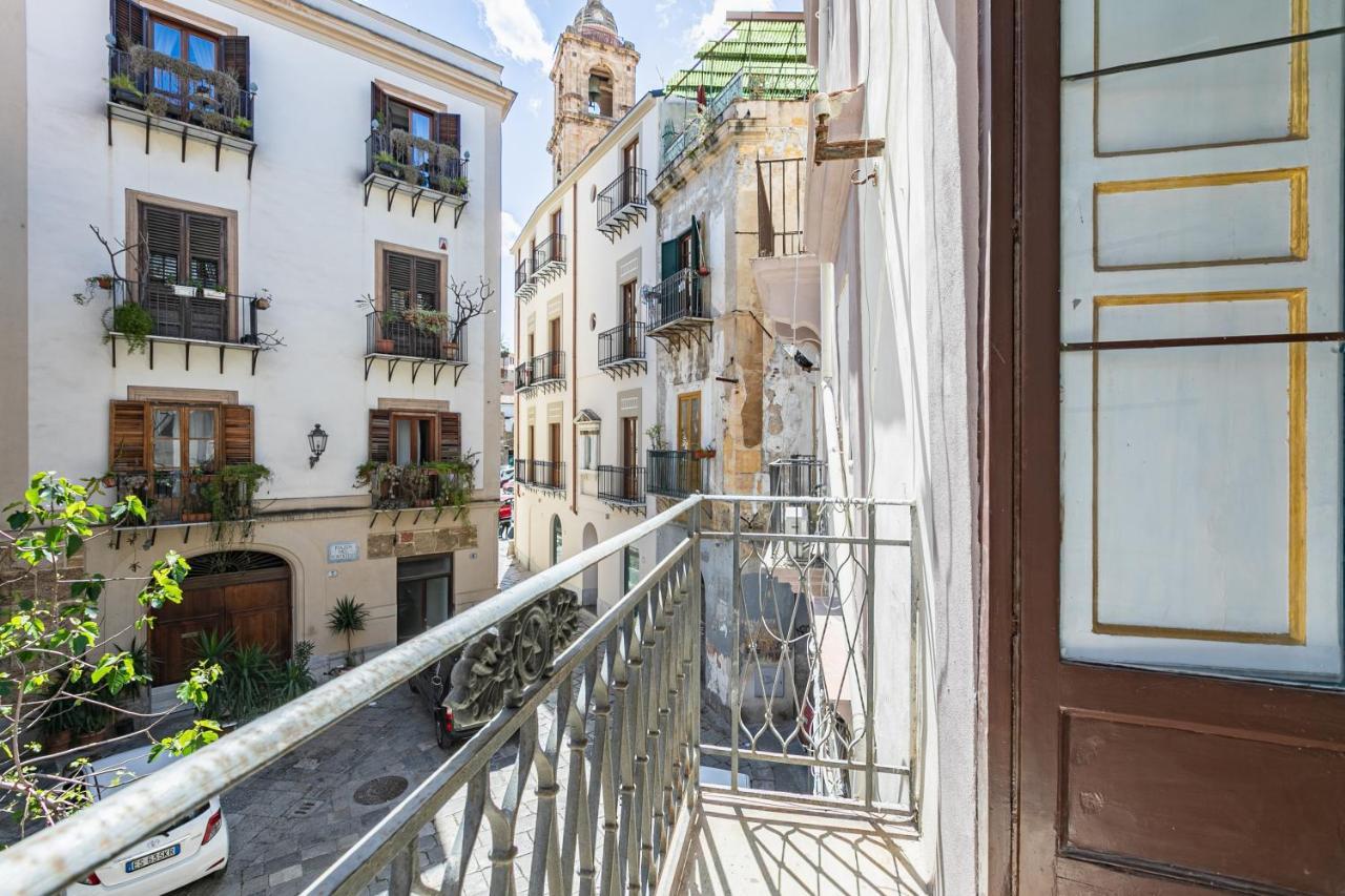 Apartment Piazza Pretoria & Quattro Canti Roomy Flats With Balconies