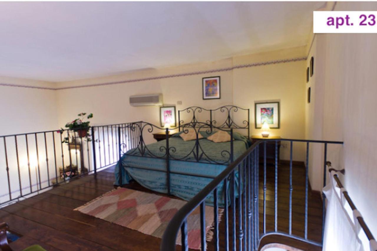 Apartamento Charming Mezzanine Flat In Centre