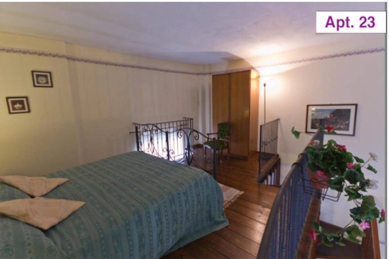 Charming Mezzanine Flat In Centre