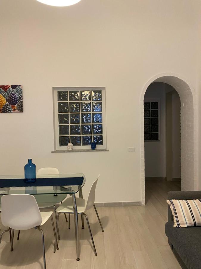 Loft Pied- A -terre Apartment *